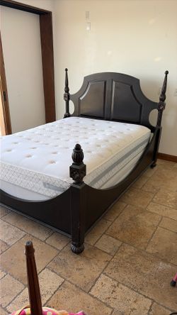 Queen Bed