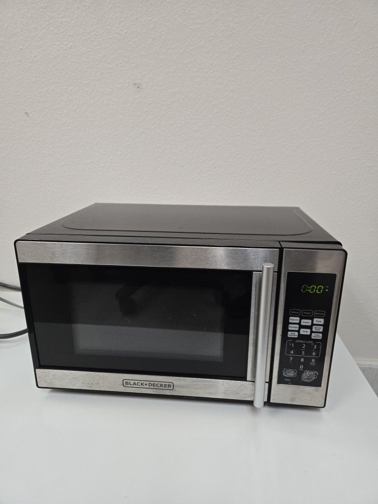 Black and decker microwave