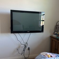 Samsung PN42A450 42" 720p Plasma TV