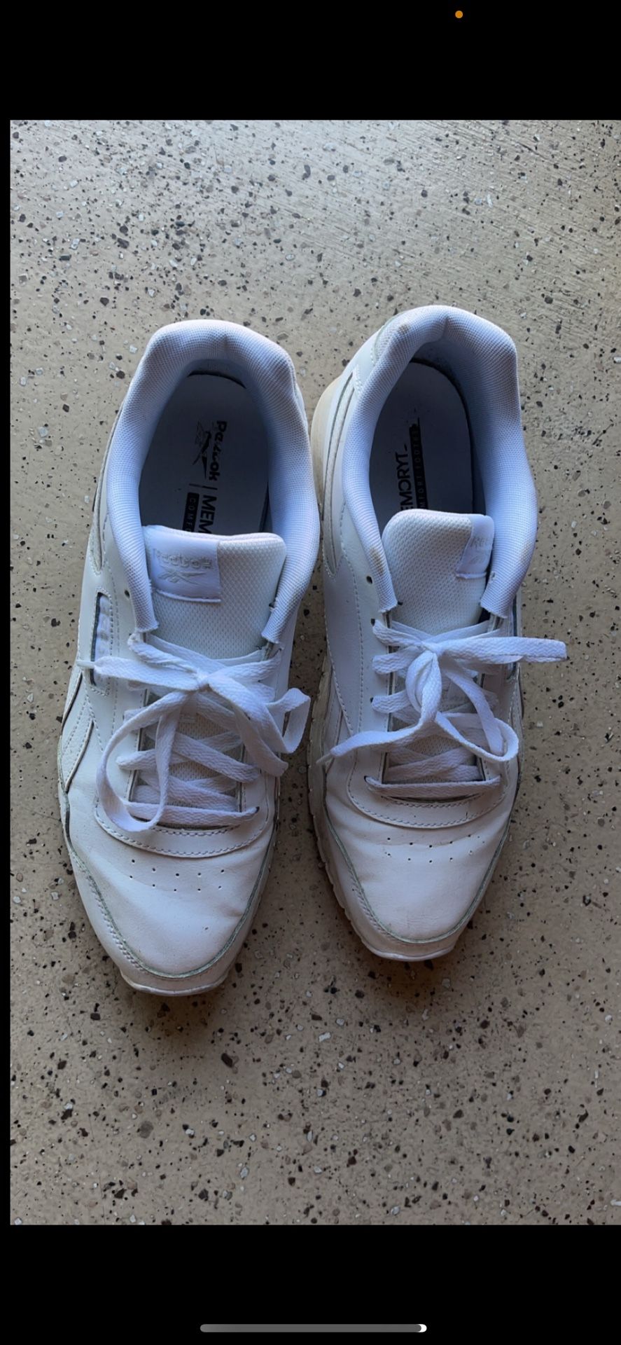 $45 Reebok Shoes Size 12