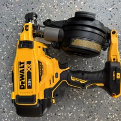DEWALT 20V MAX 15-Degree Electric Cordless Roofing Nailer (Tool Only)