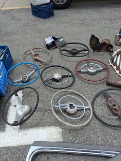 VINTAGE STEERING WHEEL!!! 100-550$ EACH