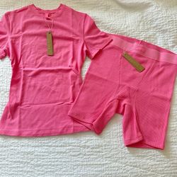 Deep Pink Two Piece Skims Set (I Can Only Take Cashapp So Text Me Before U Order)