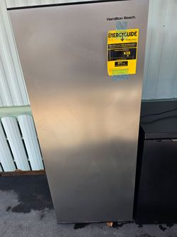 Hamilton Beach Upright Freezer