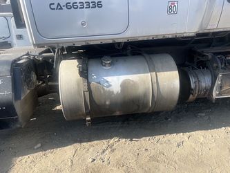 100 gallon fuel tank