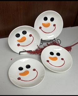 Celebrating Home Christmas Smiley Face Ceramic Dessert Plates - Set of