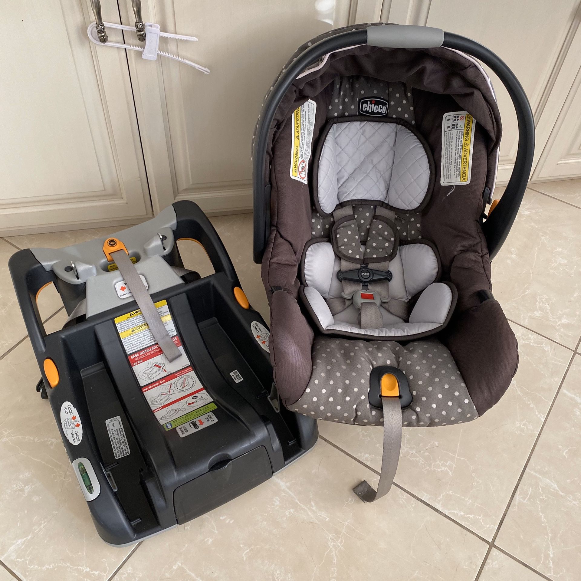 Chicco KeyFit 30 Infant Car Seat - Lilla