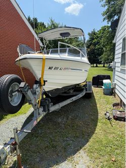 1983 Hewes boat an 2000 loadrite trailer