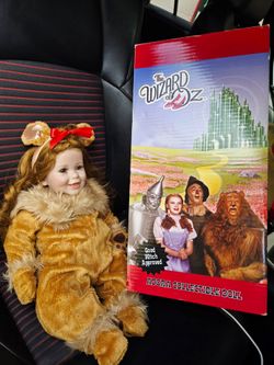 Marie Osmond Wizard Of Oz Cowardly Lion Porcelain Doll