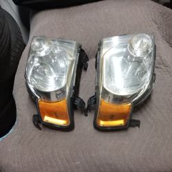 2010 Ford Escape Headlights