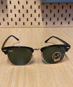 Rayban Sunglasses Clubmaster Model 3016
51mm Lentes Ray Ban club master