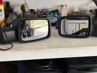 Dodge ram 2019 mirrors with defrosting mirrors enclose into the truck