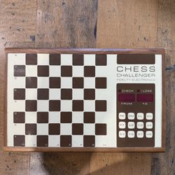 Vintage Electronic Chess Set