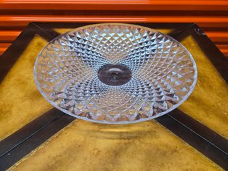 Crystal Glass Diamond-Cut Decorative Bowl