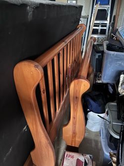 Queen Bed frame w/box spring