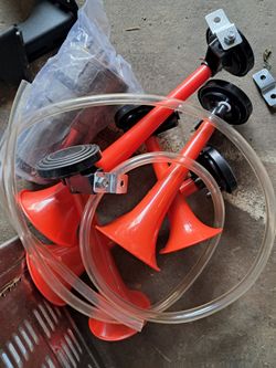 Musical horns complete kit.
