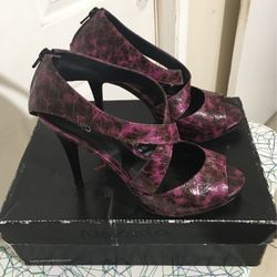 Womens Shoe
