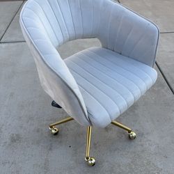 Desk chair