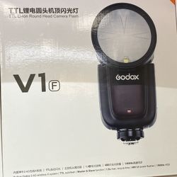 Godox V1 Flash For Fujifilm Cameras