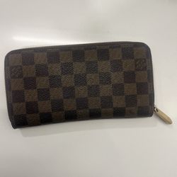 Louis Vuitton Pocket Book