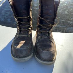 Danner 8.5 Wide