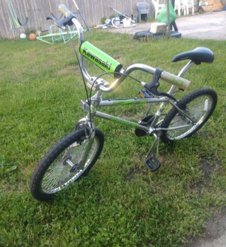 97 Kawasaki Z1 for Sale in E Atlantc Bch, NY - OfferUp