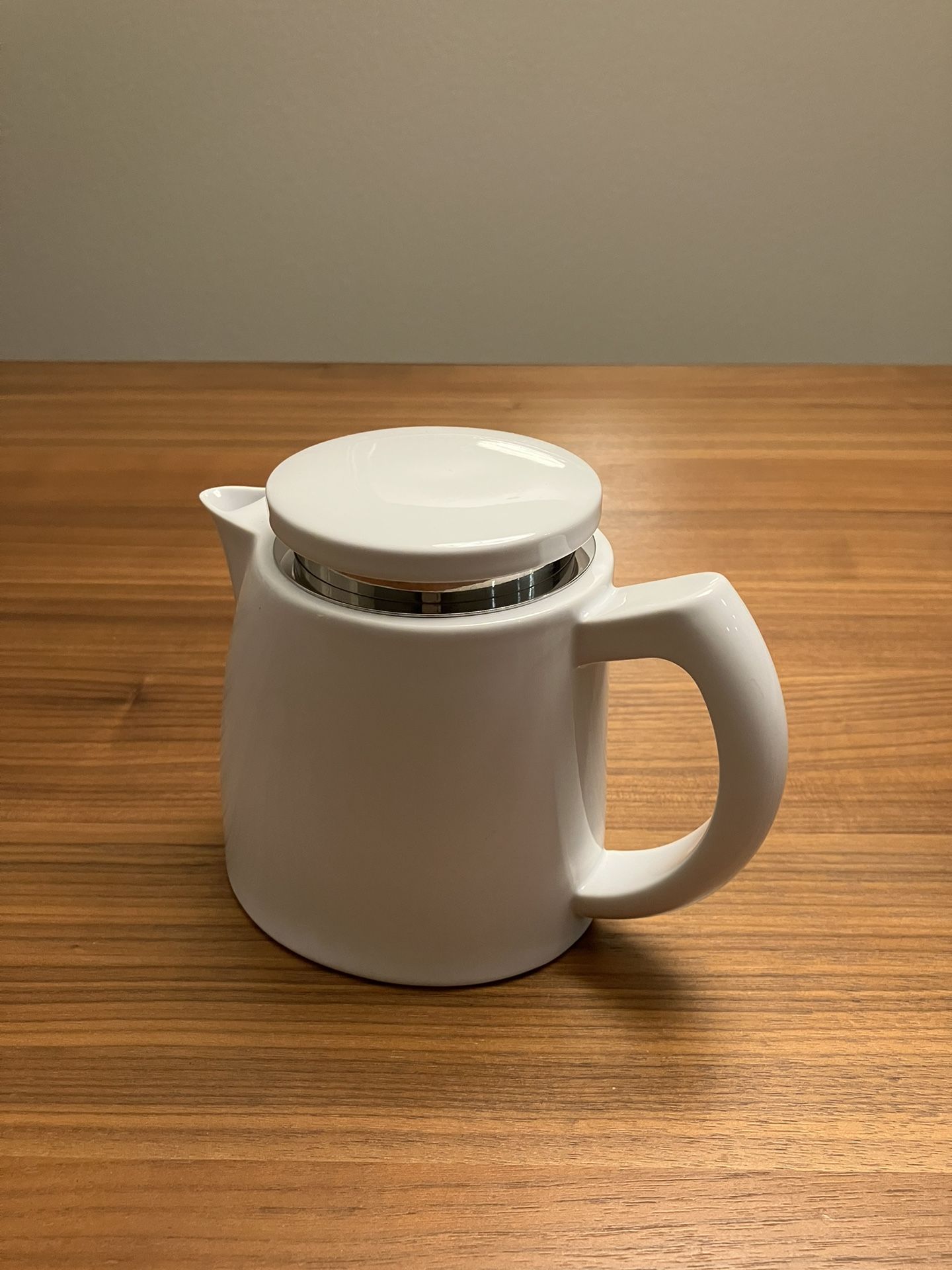 Sowden Oskar SoftBrew Coffee Pot Brewer 4 Cups Porcelain Stainless Steel White