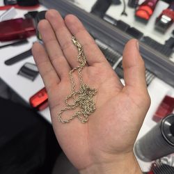 14k chain with white gold