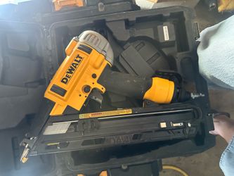 Dewalt nail  gun  15 gauge