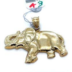 10Kt Yellow Gold Elephant Pendant 3.55g 200226/28