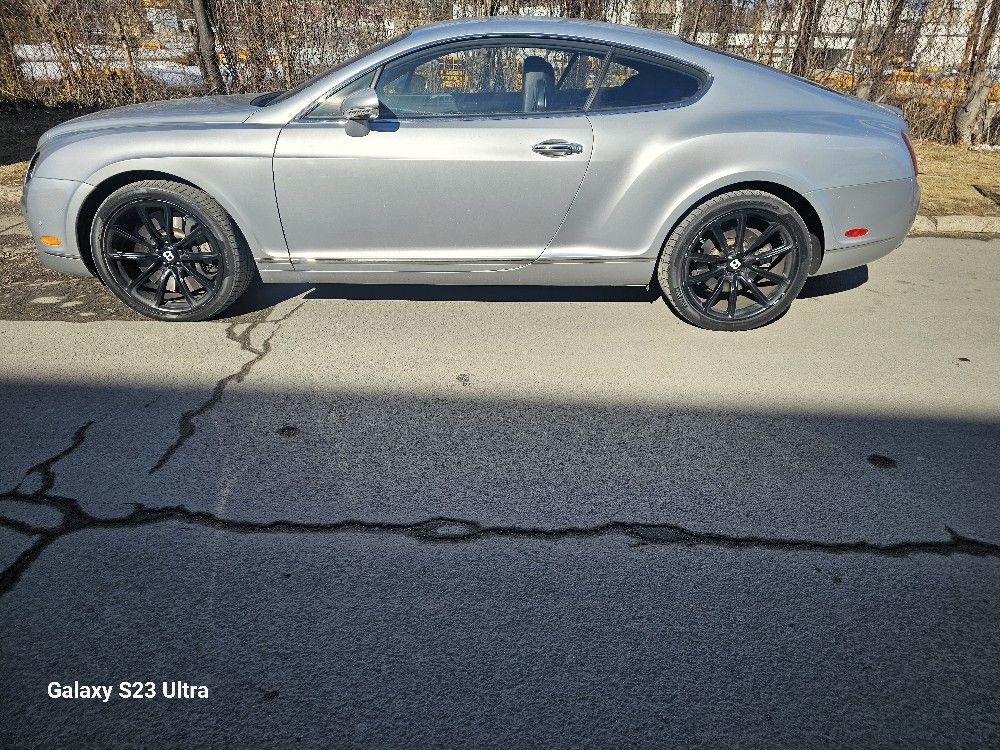 Bentley GT