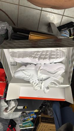 Nike Huarache Sneakers