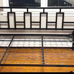 Metal Daybed Twin Size
