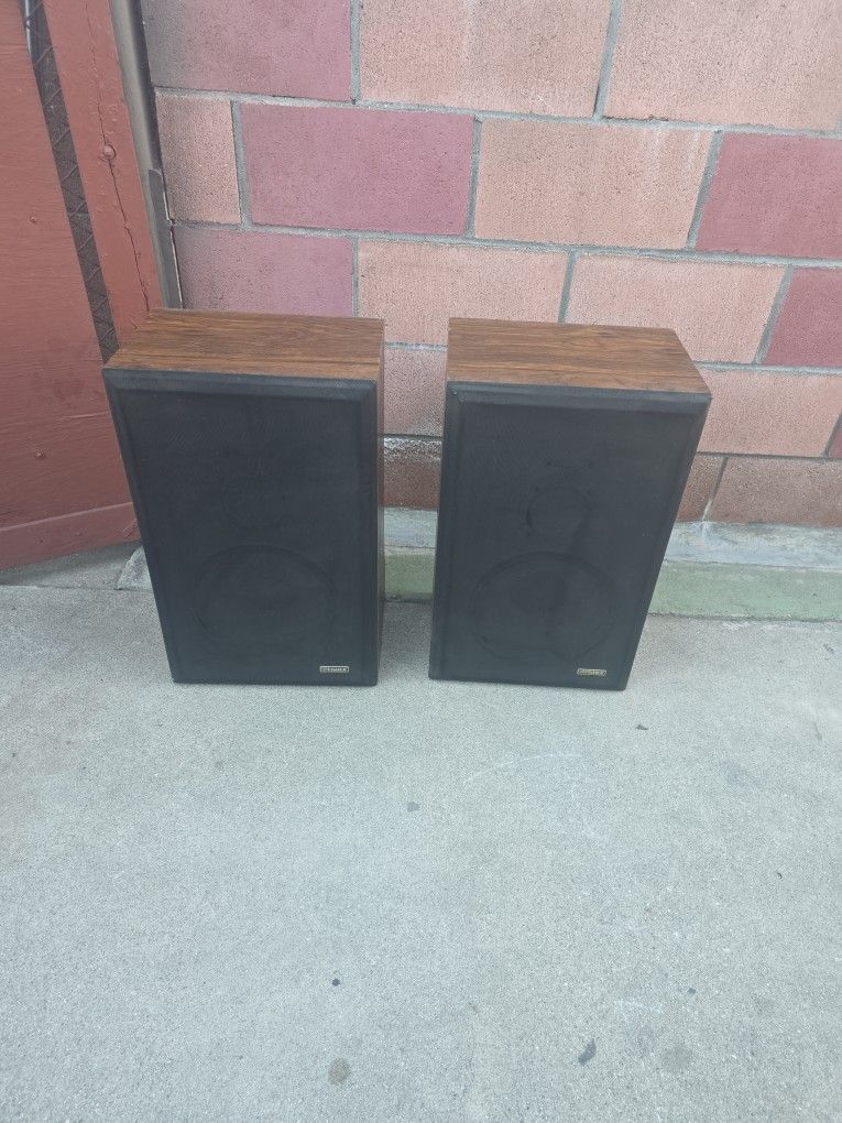 Vintage Fisher Speakers
