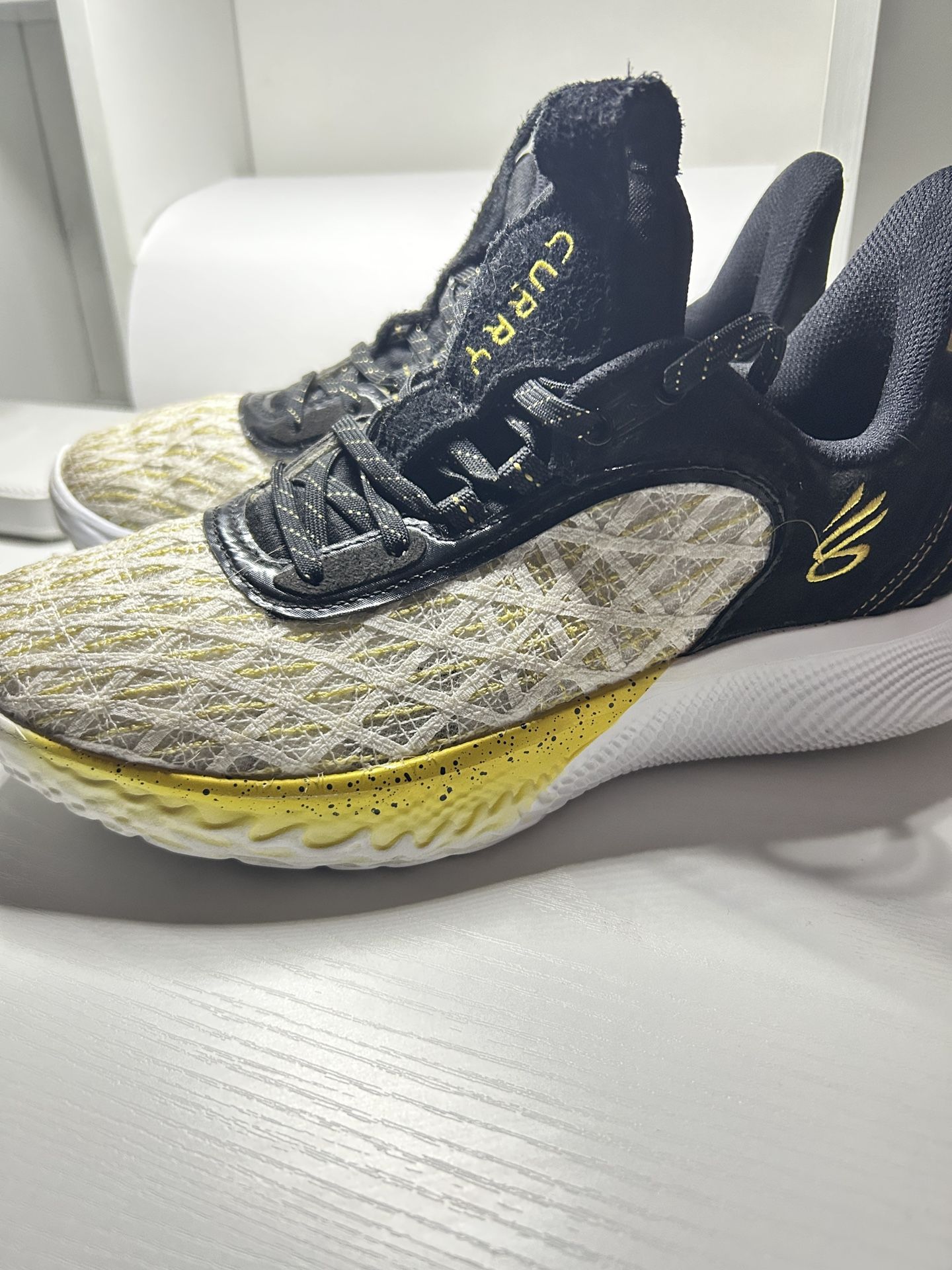 Stephen Curry Basket Ball Shoes
