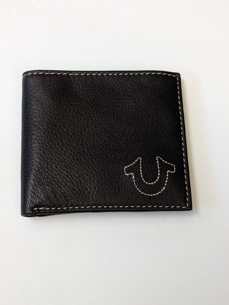 True Religion Mens dark brown Leather Multiple Card Slots Inner Dividers Bifold Wallet like new