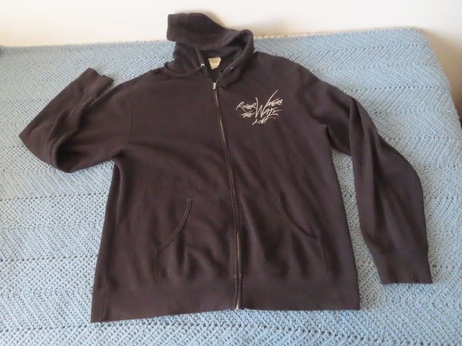 Vintage Roger Waters Pink Floyd The Wall Live Jacket Hoodie XL Trust Us 2010