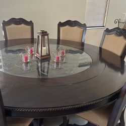 Dinning Table