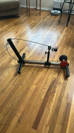 Nashbar Indoor Cycle Trainer