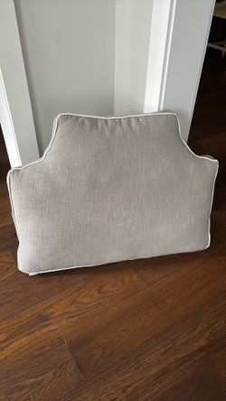 Pillow headboard/bolster