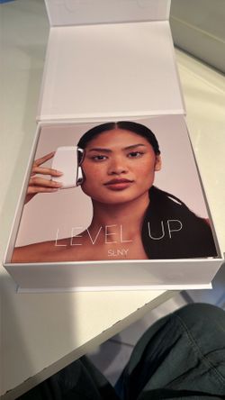 LEVEL UP MICROCURRENT GUA SHA FACIAL MASSAGER