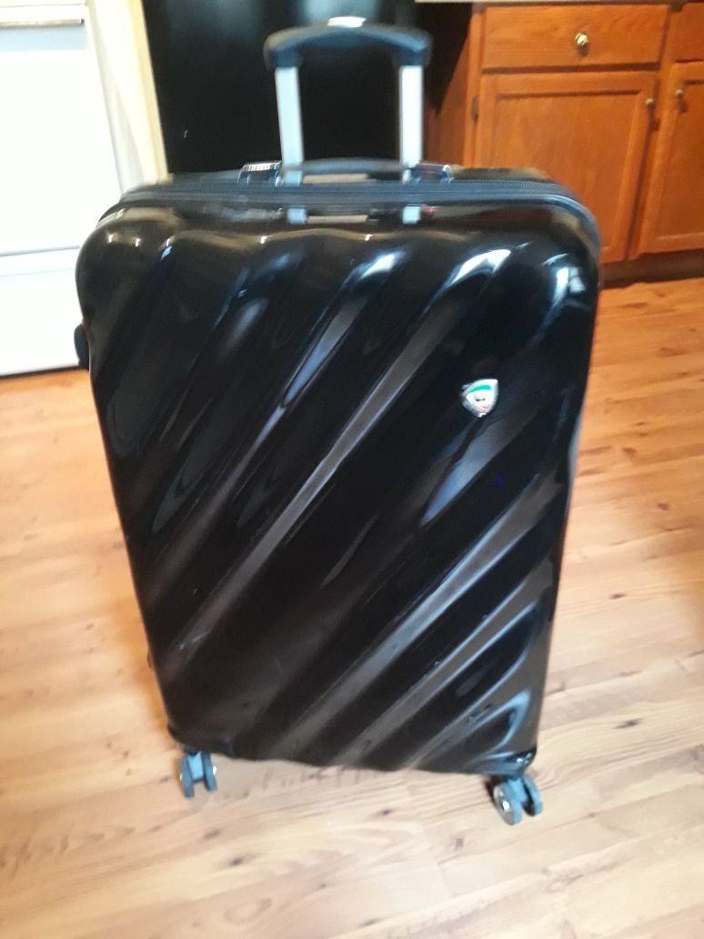 Large Mia Toro luggage