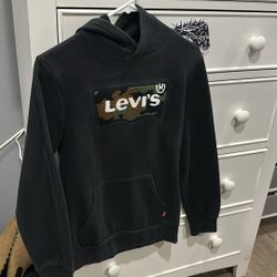 LEVI SIZE LARGE IN KIDS