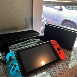 Nintendo Switch 