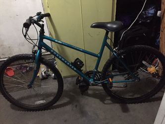 Road master size 26. Inches bicycle