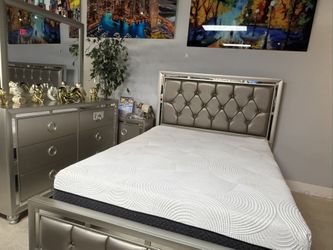 Black Friday Special 5 Pc Bedroom Set On Sale For Only $899