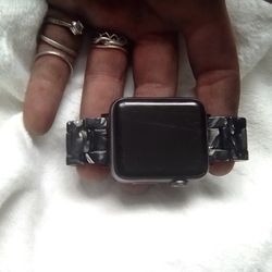 Used Apple Watch Series 3
