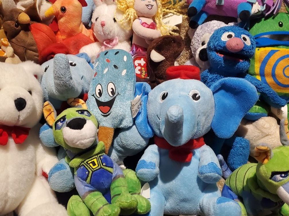Plushes Stuffed Toys Kids Children Bear Elephants
