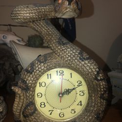 Snake O’clock 