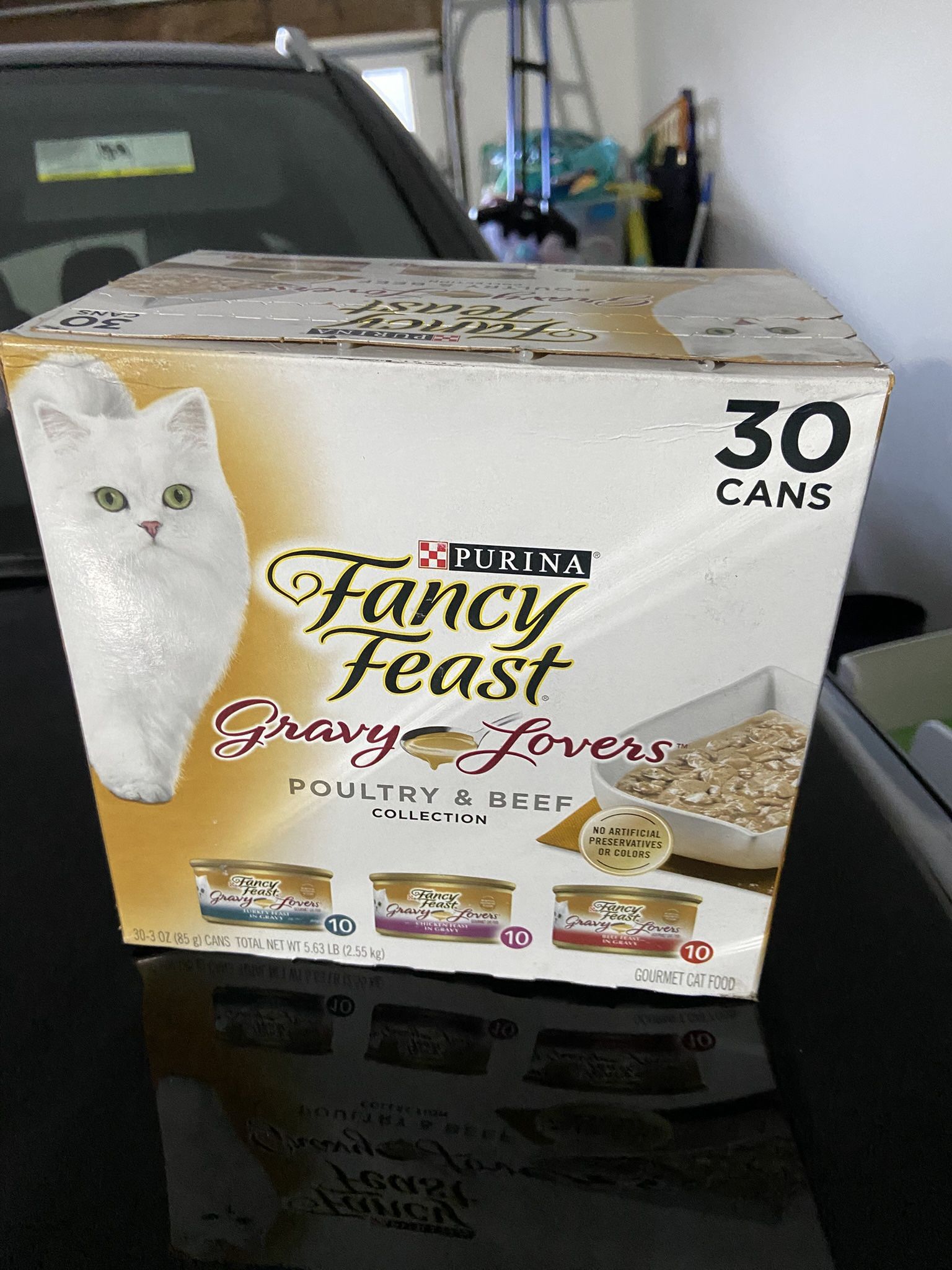 Fancy Feast Gravy Lovers